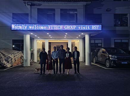 Khách hàng Việt Nam đến thăm Hengstar